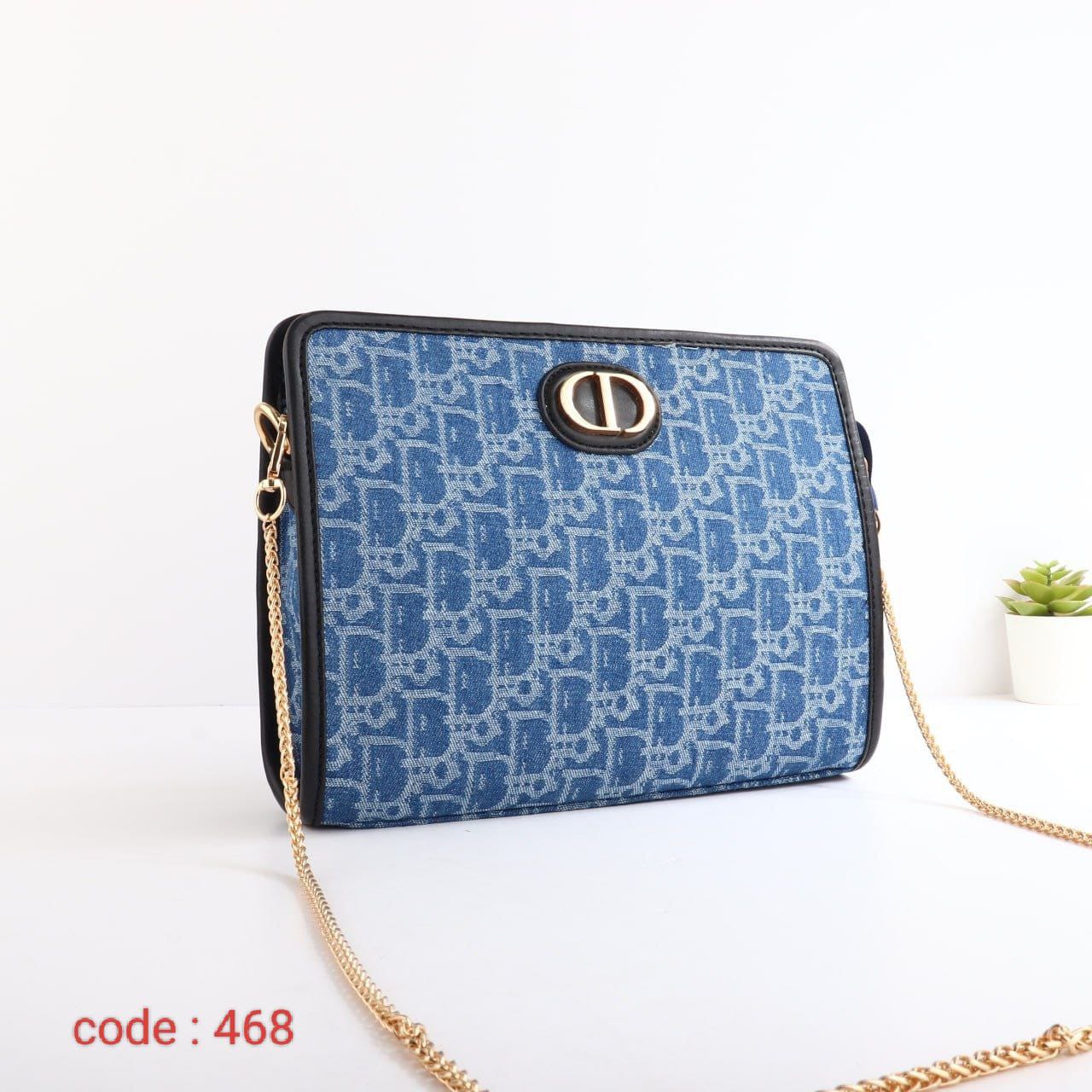 DIOR