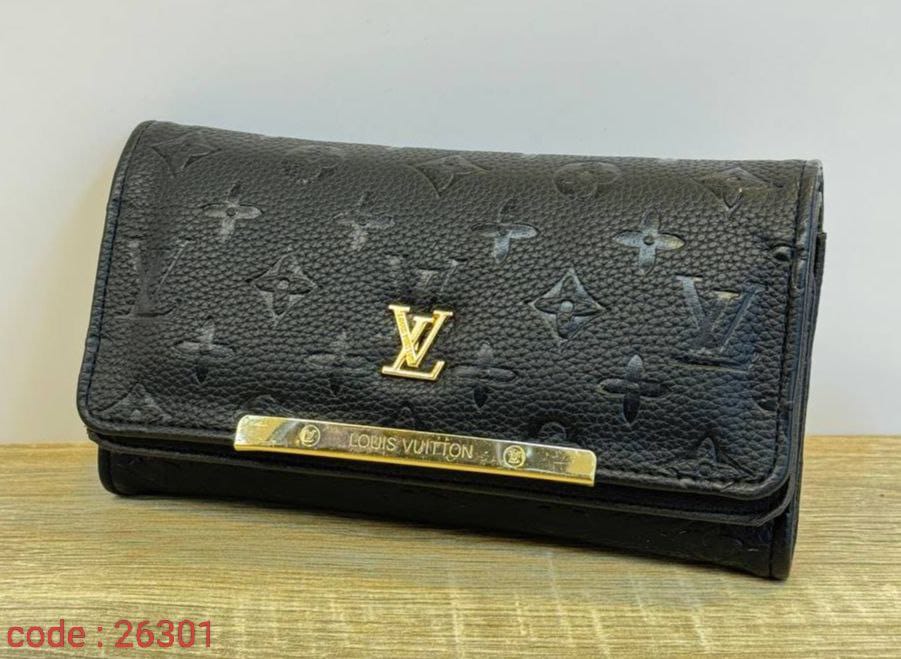LOUIS VUITTON 26301