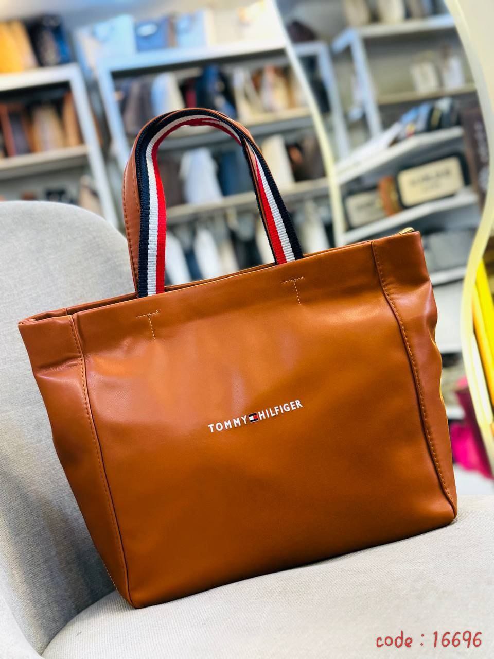 TOMMY HILFIGER